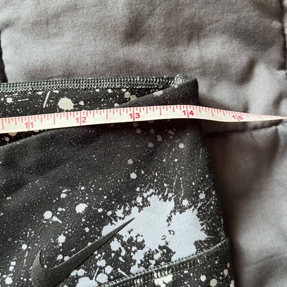 Nike Leggings - Picture 4 of 5